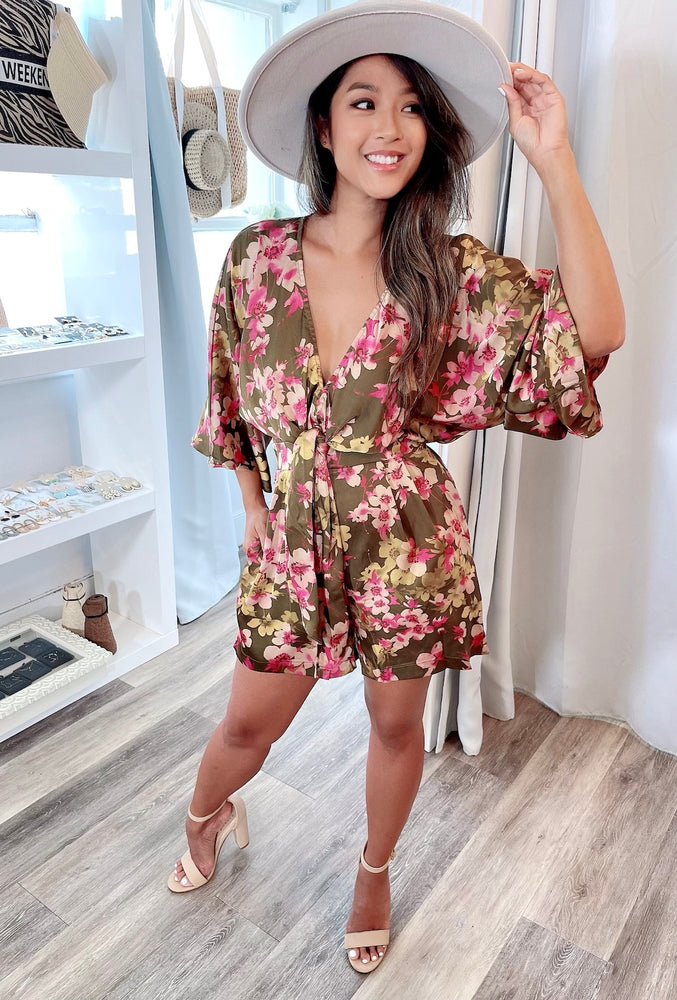 
                  
                    Printed Kimono Sleeve Tie Front Romper with Pockets
                  
                