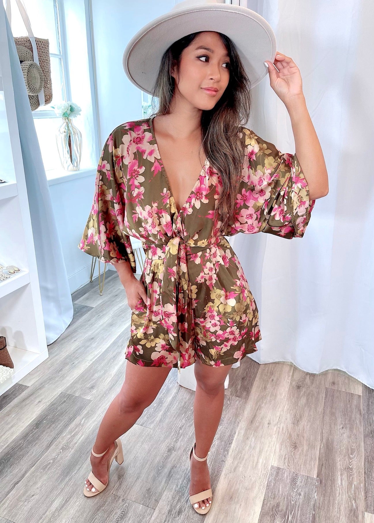 
                  
                    Printed Kimono Sleeve Tie Front Romper with Pockets
                  
                