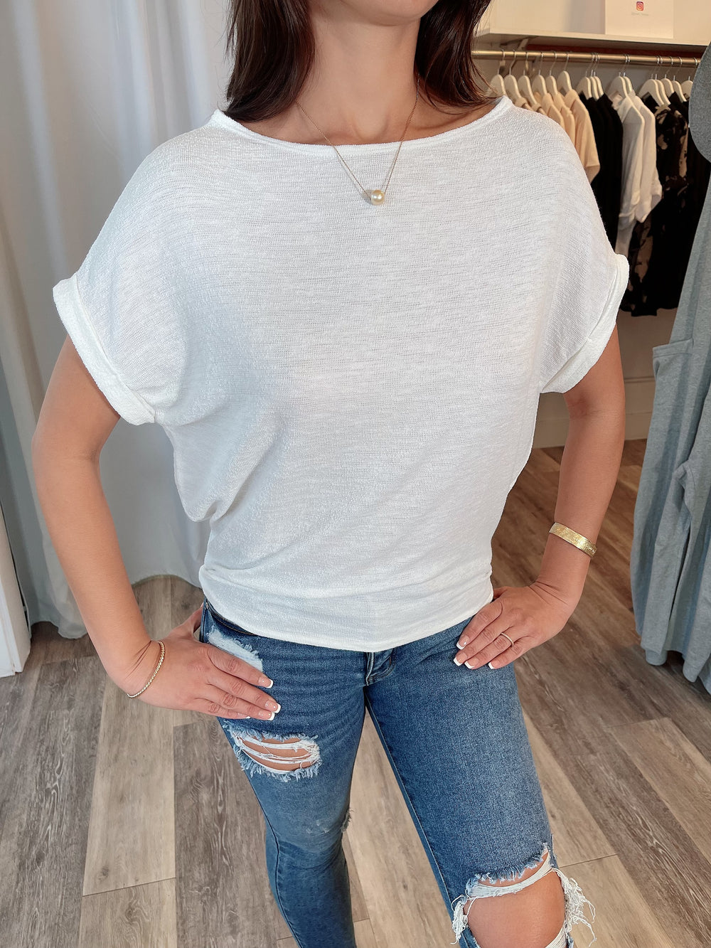 Round Neck Cuffed Sleeve Knit Top