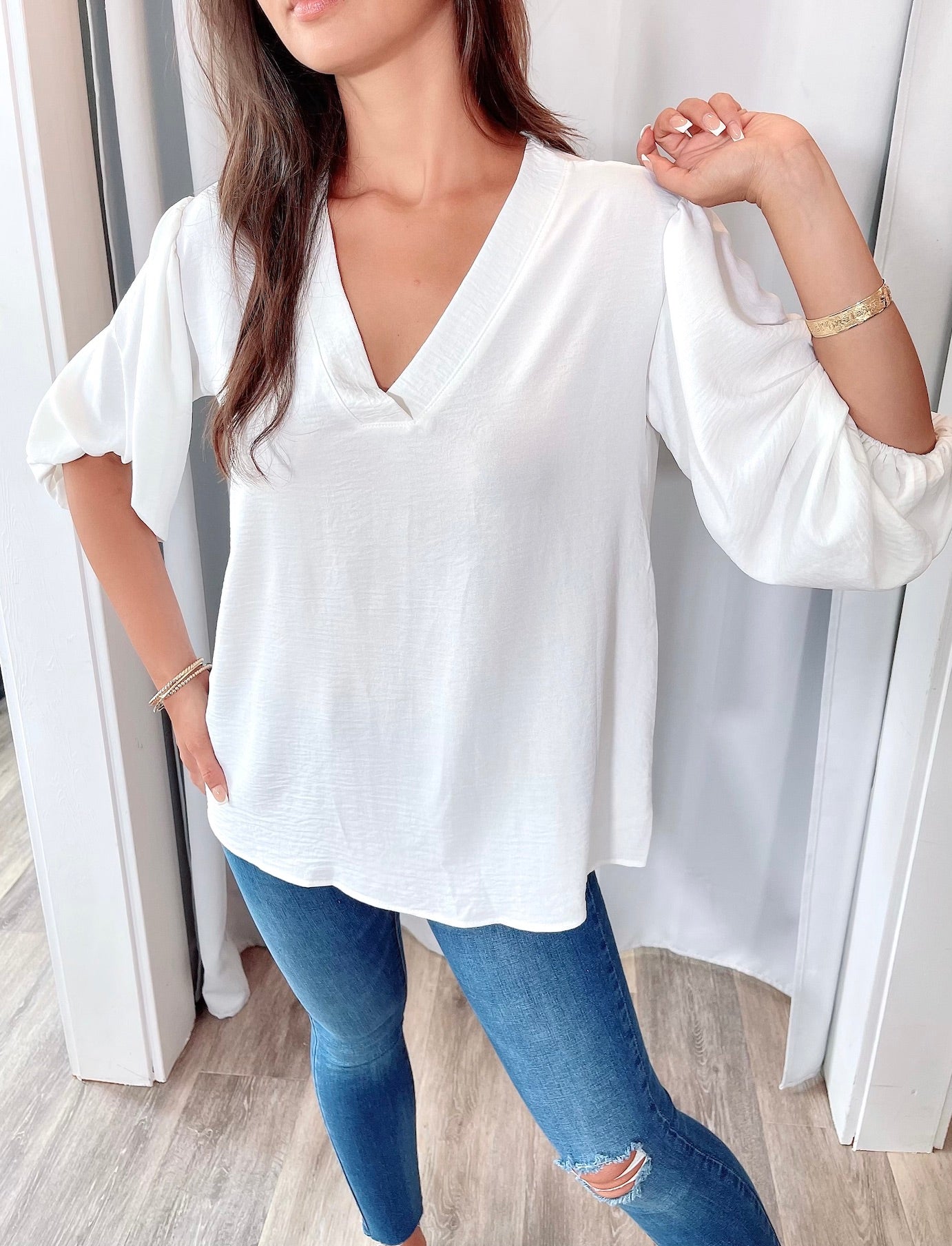
                  
                    3/4 Cinched Sleeve Top
                  
                