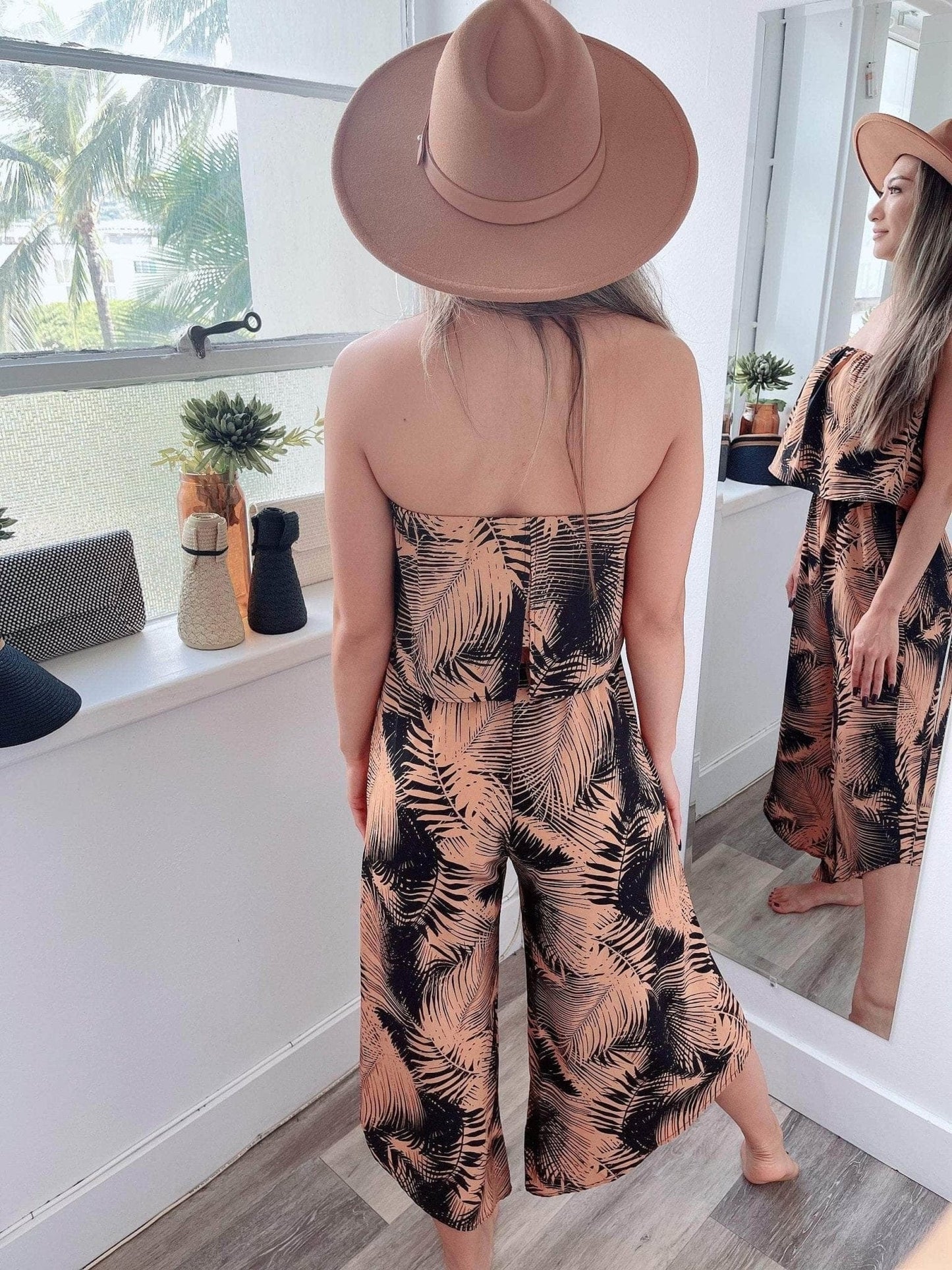 
                  
                    FINAL SALE- Printed Strapless Curved Hem Gaucho Jumpsuit with Pockets - Posh Hawaii™
                  
                